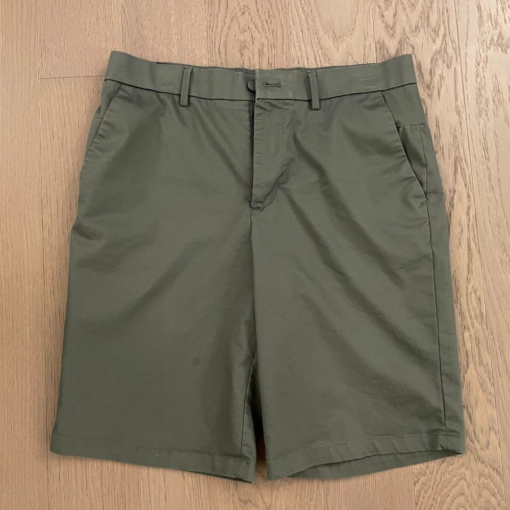 Banana Republic Shorts Emerson Short Olive Green, 32 Waist, 11" Inseam